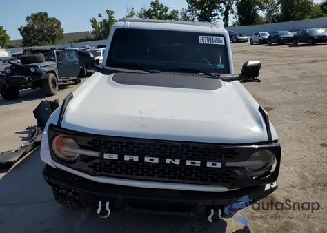 2022 Ford Bronco Base from USA, damaged, VIN 1FMEE5DP6NLB22925